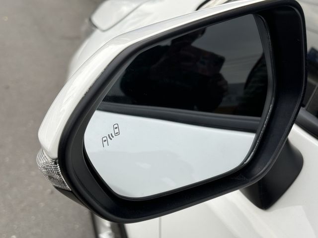 倒車影像 跟車盲點 免鑰ikey  跑少  第7張相片