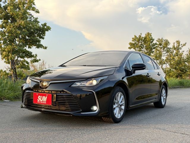 2019/倒車影像/豪華版/實車在庫/帥黑乾淨  第1張相片