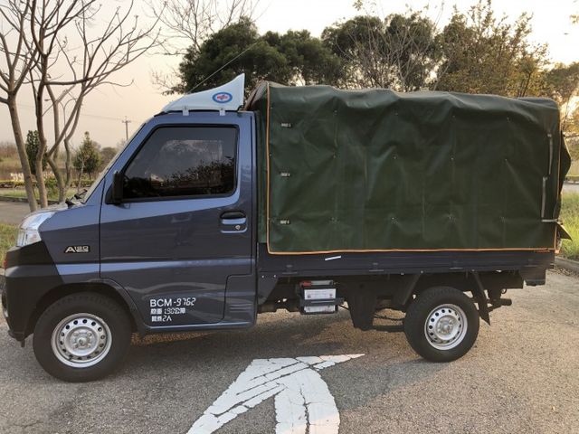 頭家看過來❗❤近全新工作好夥伴❤盲點❤定速❤安全氣囊❤倒車雷達+顯影❤  第5張相片