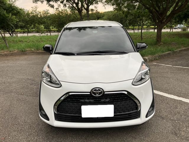 ㊣2022年全新車㊣全新Sienta 豪華+現車免等★雙滑門★七人座★車道偏離+防碰撞預警★盲點★  第2張相片