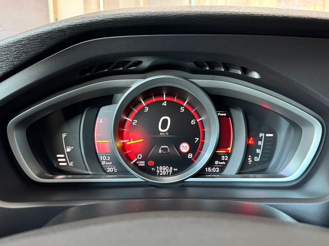 VOLVO富豪 V40 CROSS COUNTRY  第10張相片