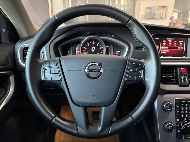 VOLVO富豪 V40 CROSS COUNTRY  第12張相片