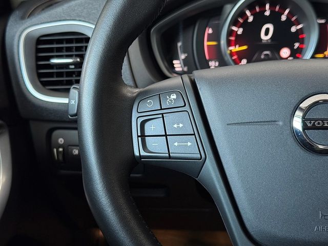 VOLVO富豪 V40 CROSS COUNTRY  第13張相片