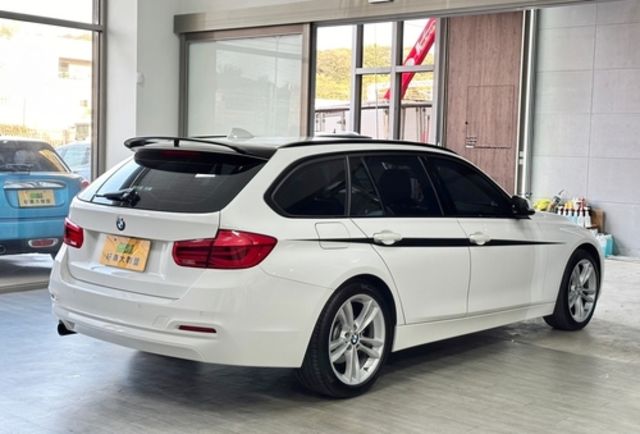 BMW寶馬 318I TOURING  第2張相片