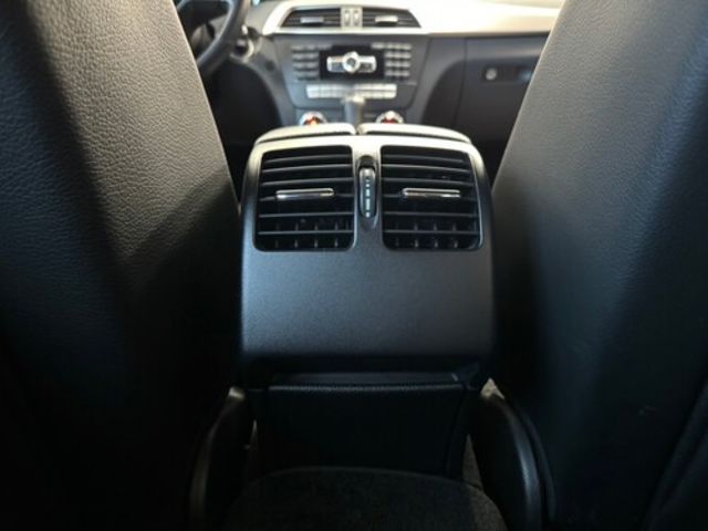 M-BENZ賓士 C300  第11張相片