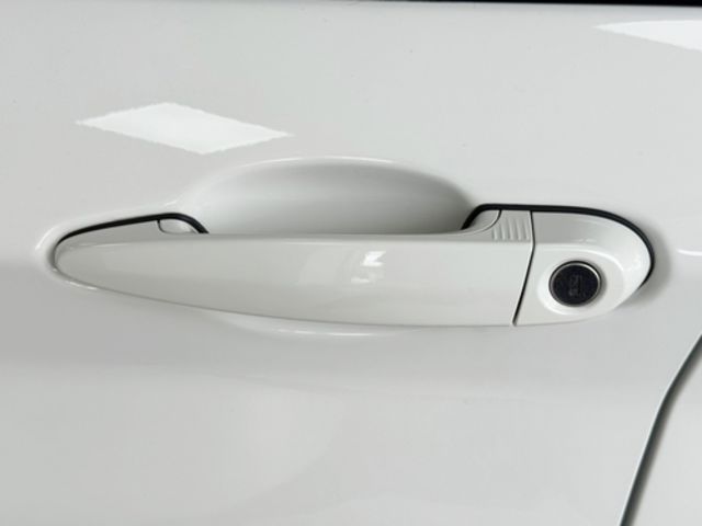 BMW寶馬 120I  第10張相片