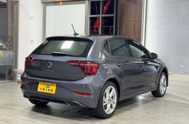 VOLKSWAGEN福斯 POLO  第2張相片
