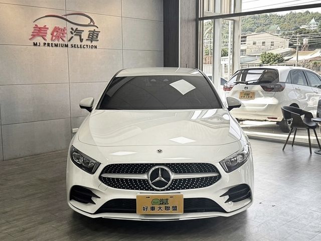 M-BENZ賓士 A180  第2張相片