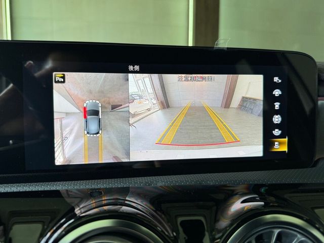 M-BENZ賓士 A180  第9張相片