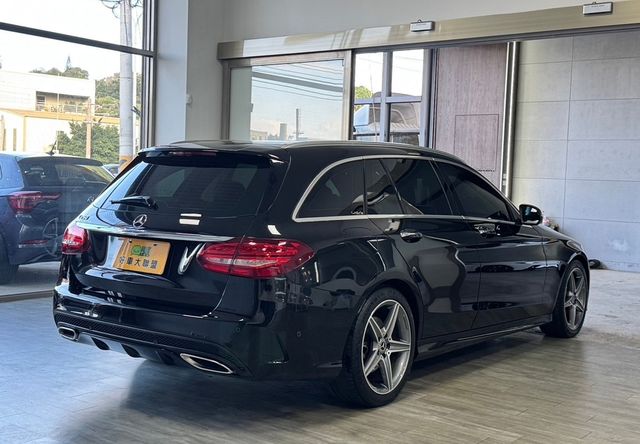 M-BENZ賓士 C250  第2張相片