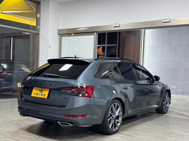 SKODA司科達 SUPERB COMBI  第2張相片