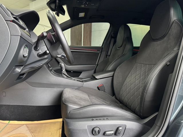 SKODA司科達 SUPERB COMBI  第6張相片