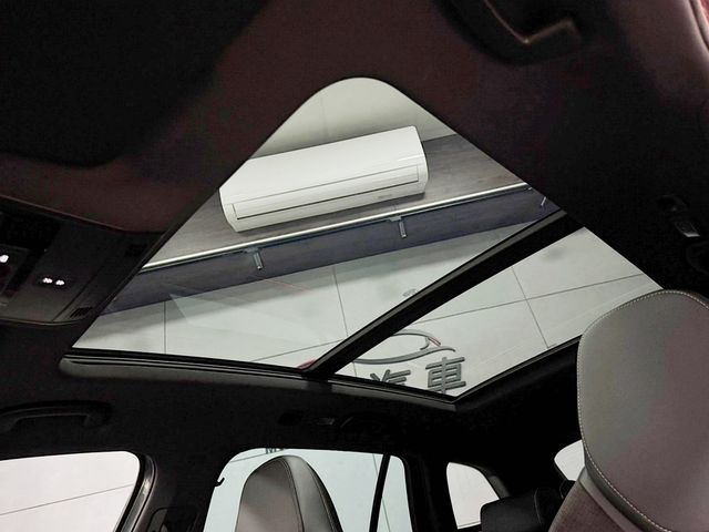 SKODA司科達 SUPERB COMBI  第18張相片
