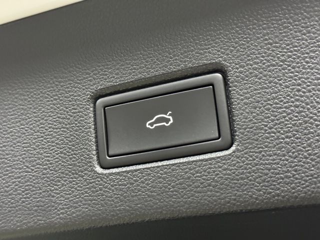 VOLKSWAGEN福斯 T-ROC  第18張相片