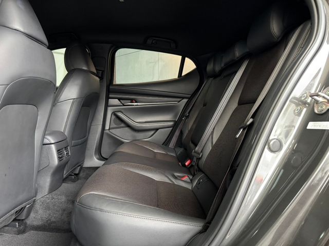 MAZDA馬自達 MAZDA 3  第18張相片