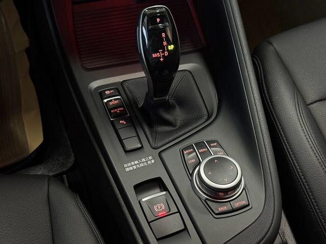 BMW寶馬 X1  第16張相片