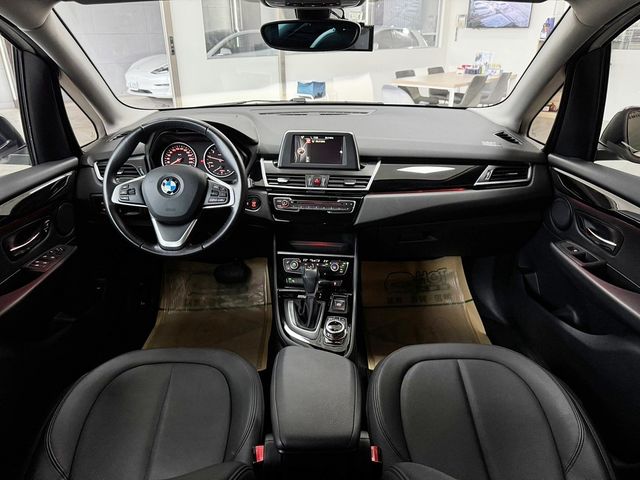 BMW寶馬 218I  第5張相片