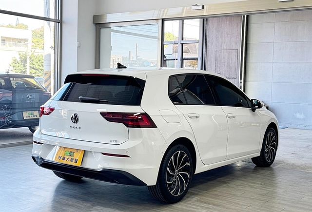 VOLKSWAGEN福斯 GOLF  第3張相片