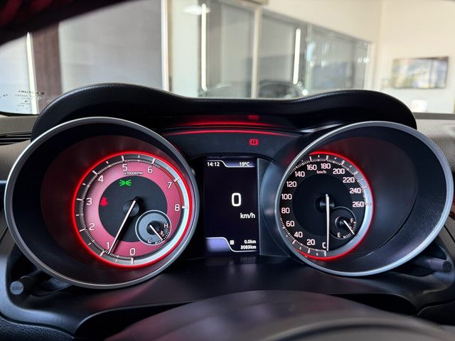 SUZUKI鈴木 SWIFT  第11張相片