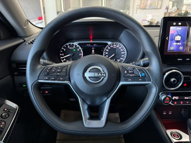 NISSAN日產 SENTRA  第12張相片