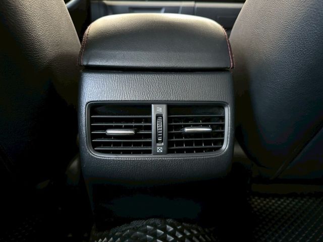 MAZDA馬自達 MAZDA 3  第15張相片