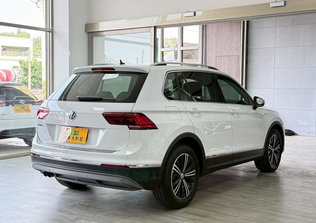 VOLKSWAGEN福斯 TIGUAN  第2張相片