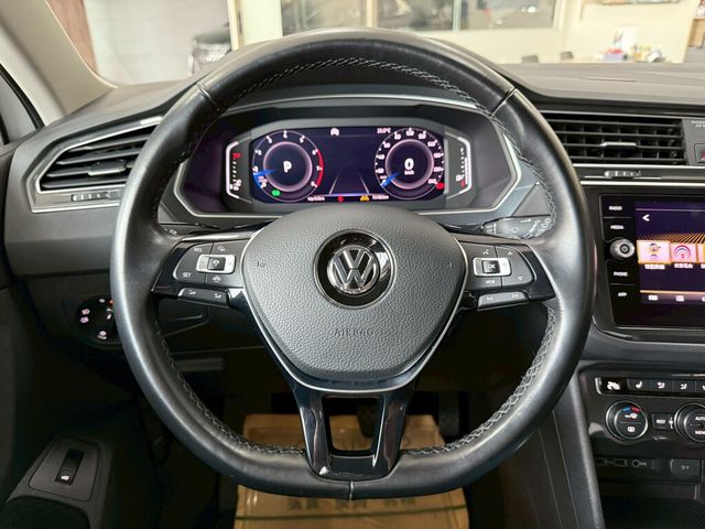 VOLKSWAGEN福斯 TIGUAN  第15張相片