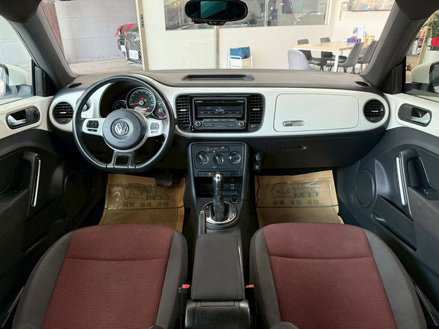 VOLKSWAGEN福斯 BEETLE  第5張相片