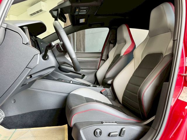 VOLKSWAGEN福斯 GOLF GTI  第9張相片