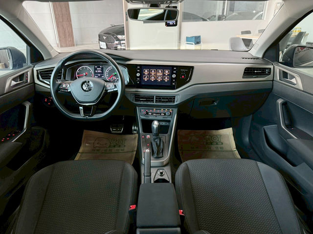 VOLKSWAGEN福斯 POLO  第5張相片