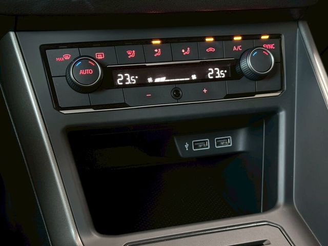 VOLKSWAGEN福斯 POLO  第16張相片