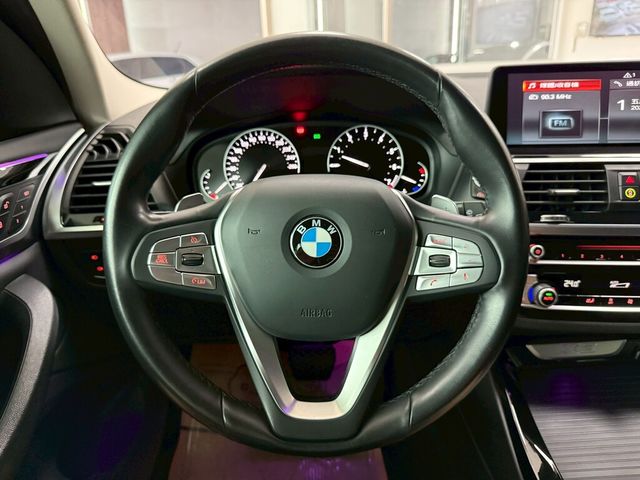 BMW寶馬 X3  第15張相片