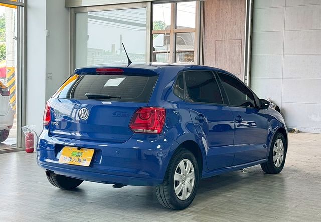 VOLKSWAGEN福斯 POLO  第2張相片