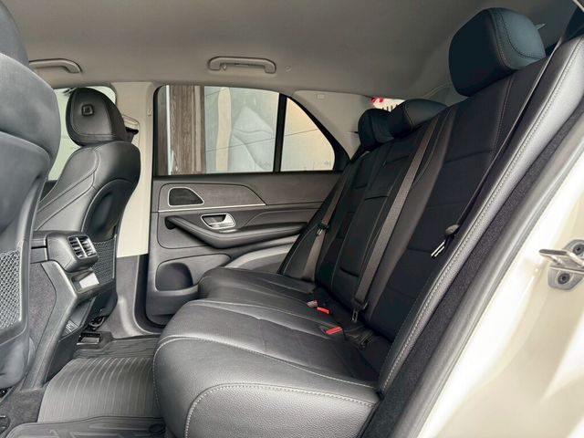 M-BENZ賓士 GLE300D  第7張相片