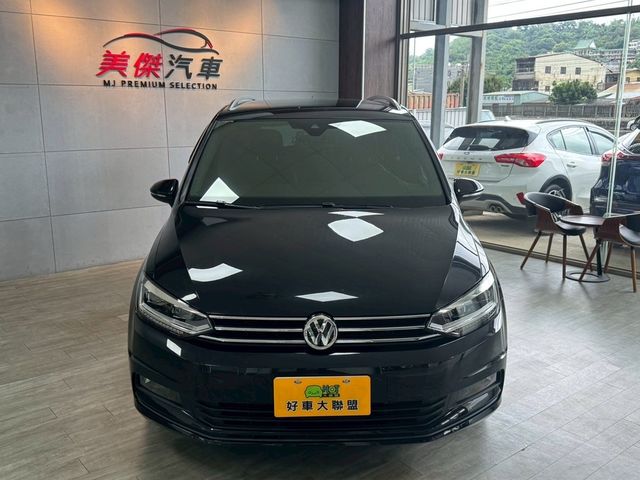 VOLKSWAGEN福斯 TOURAN  第2張相片