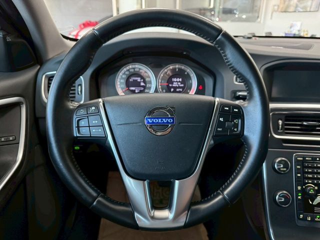 VOLVO富豪 V60  第11張相片