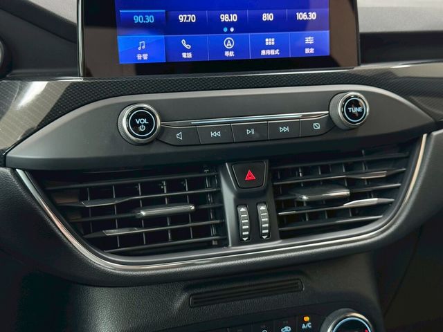 FORD福特 KUGA  第13張相片