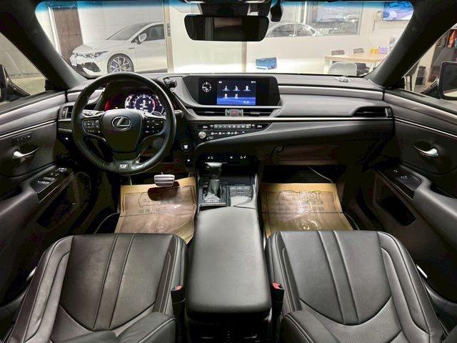 LEXUS凌志 ES250  第5張相片