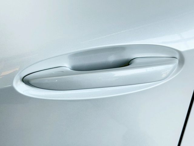 LEXUS凌志 UX300H  第5張相片