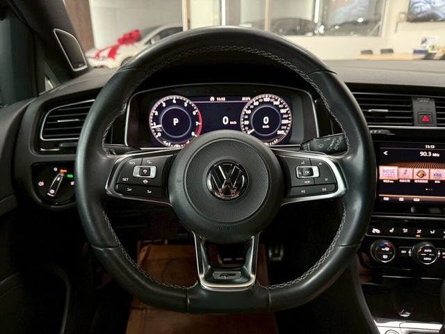 VOLKSWAGEN福斯 GOLF  第4張相片