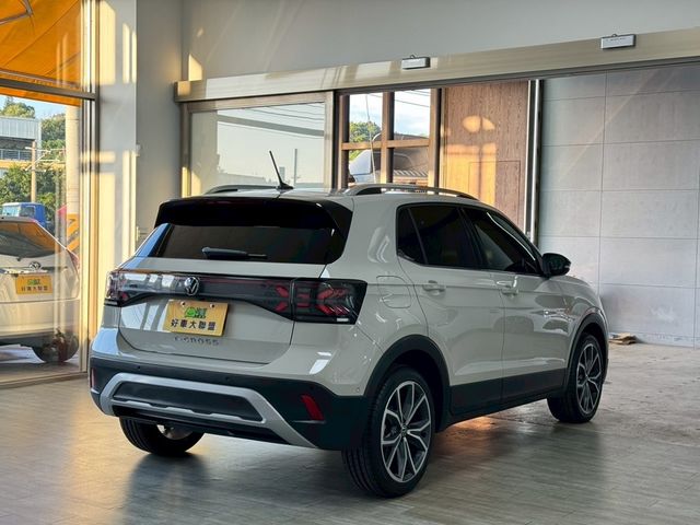 VOLKSWAGEN福斯 T-CROSS  第3張相片
