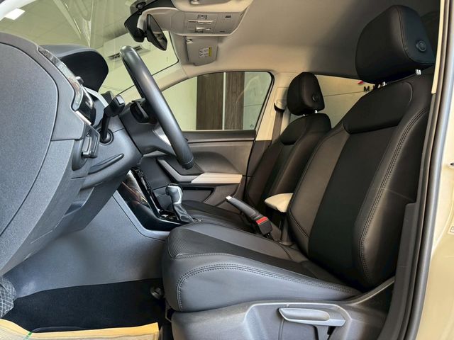 VOLKSWAGEN福斯 T-CROSS  第7張相片
