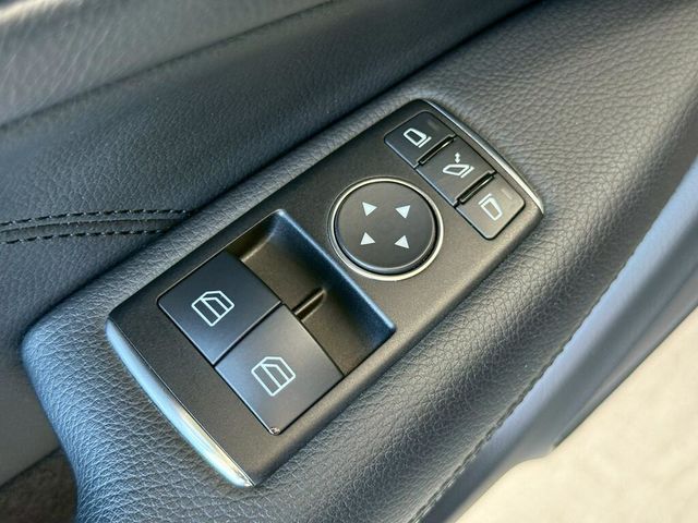 M-BENZ賓士 C180 COUPE  第15張相片