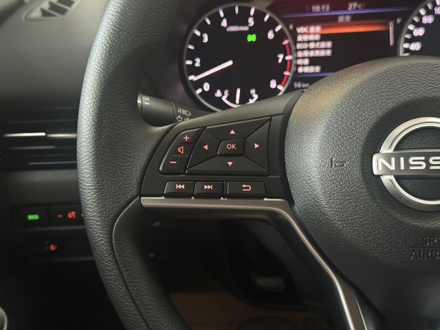 NISSAN日產 SENTRA  第17張相片