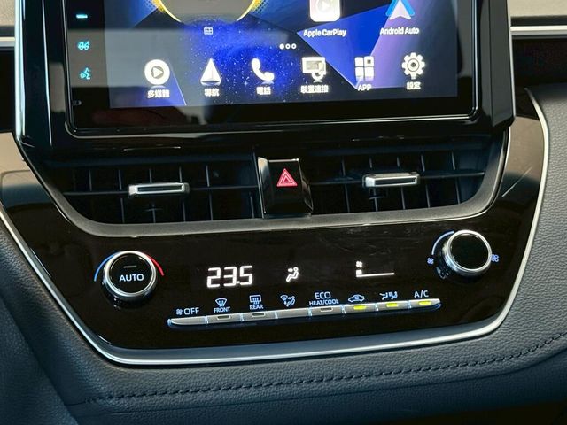 TOYOTA豐田 ALTIS  第12張相片