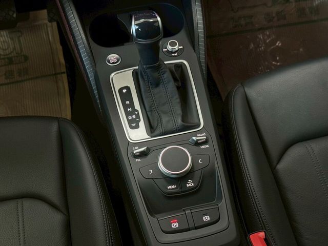 AUDI奧迪 Q2 35 TFSI  第11張相片