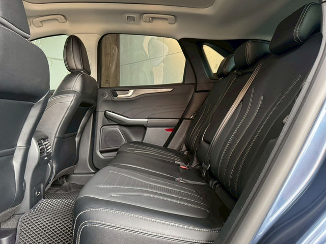 FORD福特 KUGA  第19張相片