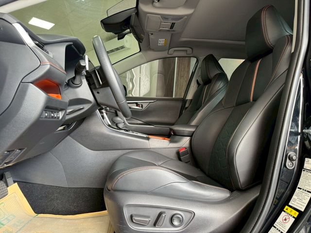 TOYOTA豐田 RAV4  第19張相片