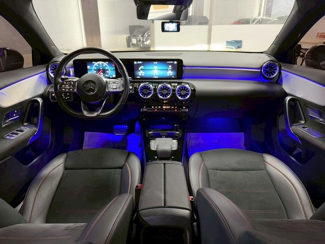 M-BENZ賓士 A180  第5張相片