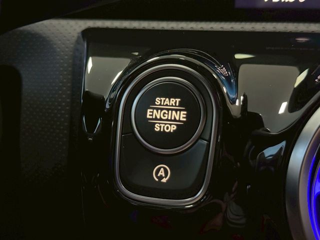 M-BENZ賓士 A180  第12張相片